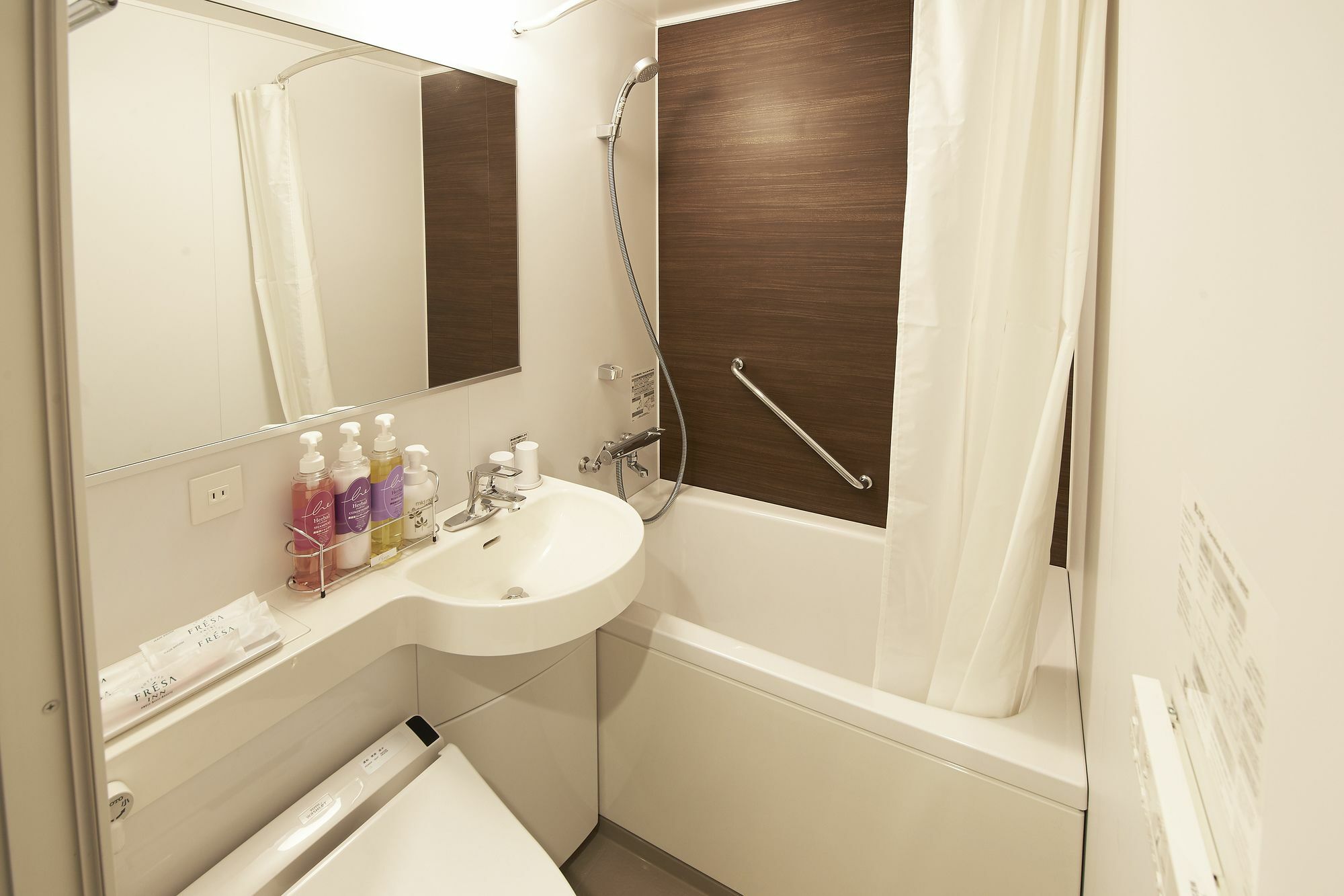 Hotel Sotetsu Fresa Kanda-minamiguchi 3*